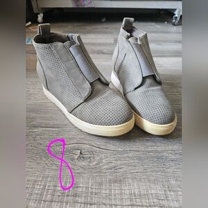 Sneaker wedges